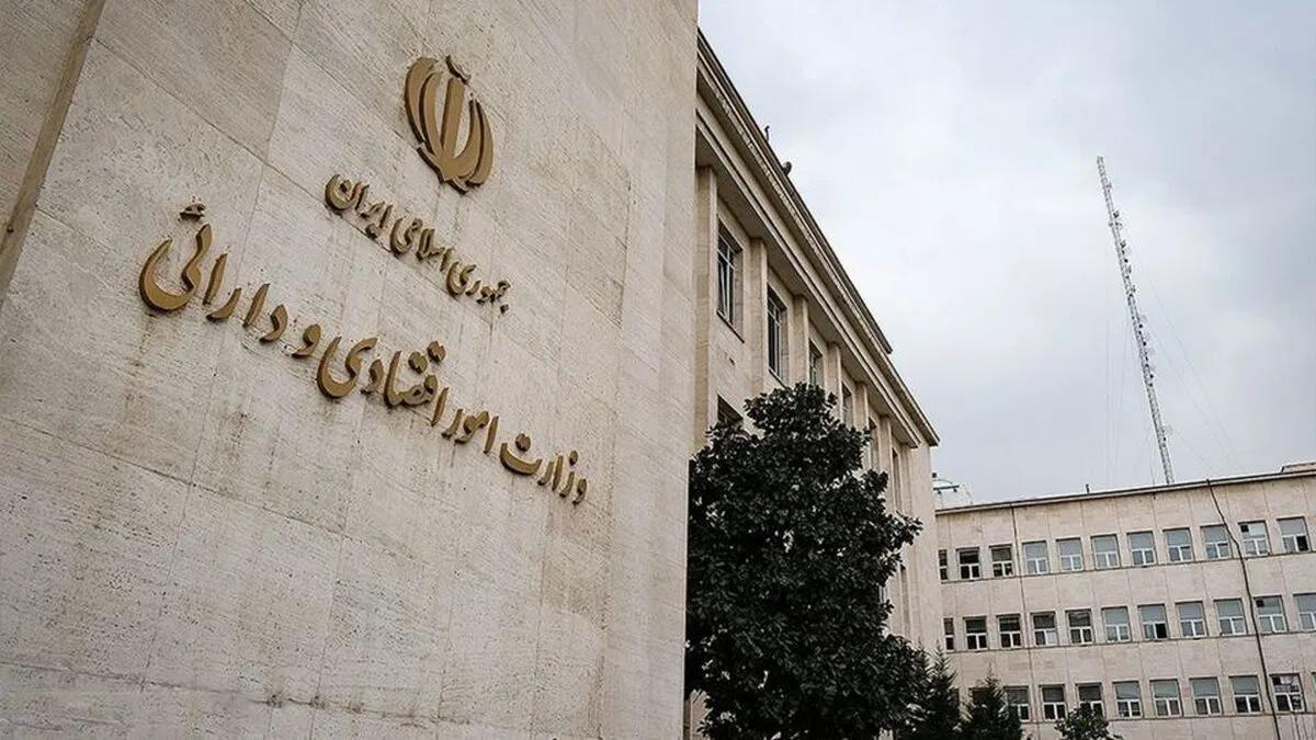 انتظار تجلی دانش مدنی‌زاده در عرصه اجرا/ تحقق رشد اقتصادی ۸ درصدی اولویت باشد