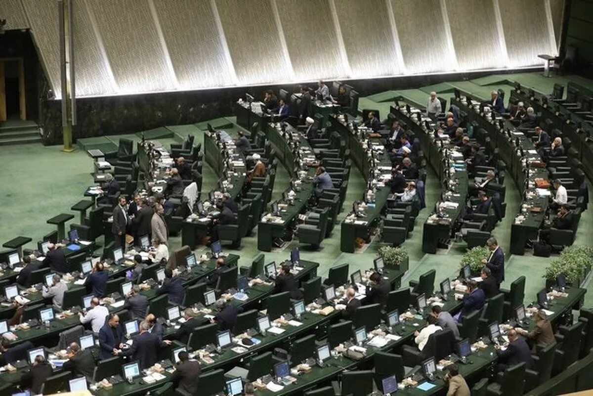 موافقت مجلس با یک فوریت طرح تفکیک وزارت راه و شهرسازی