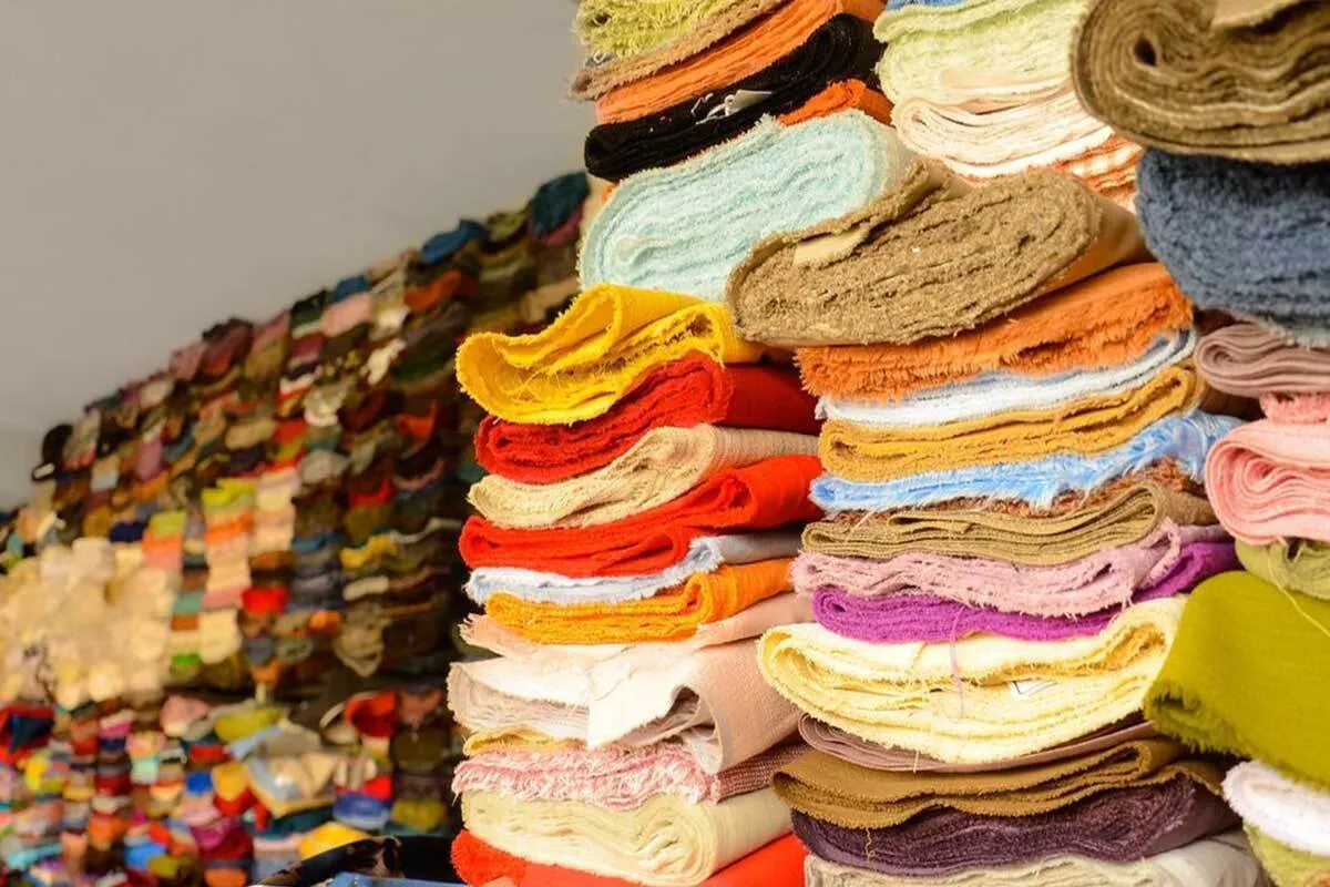 کاهش واردات پارچه؛ دستاورد رئیس جمهور یا مشکلات ارزی؟