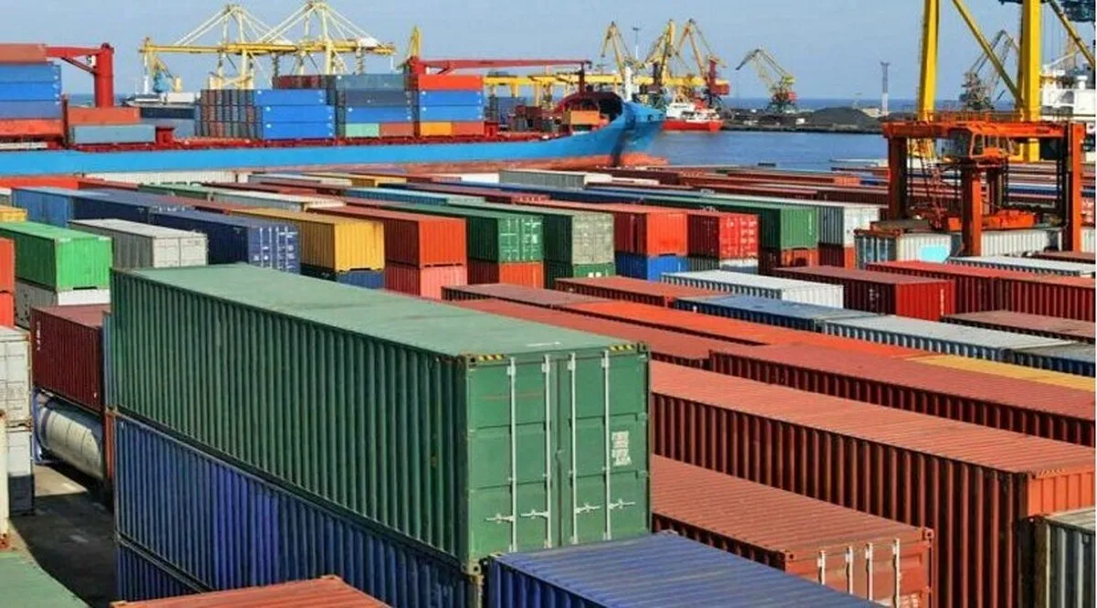 افزایش ۴.۴ درصدی رشد وزنی صادرات غیر نفتی