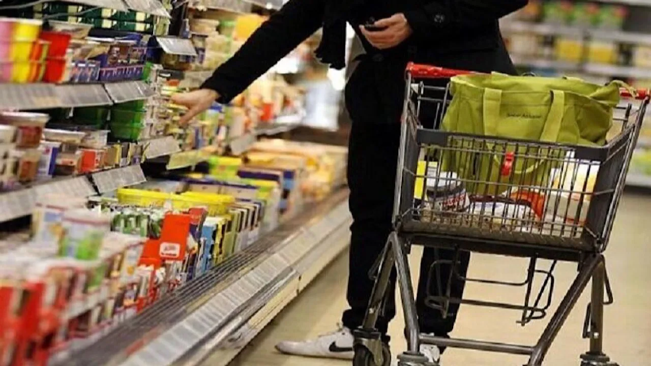 اصناف: فروش سبدی کالا، نظام عرضه و تقاضا را مختل می‌کند