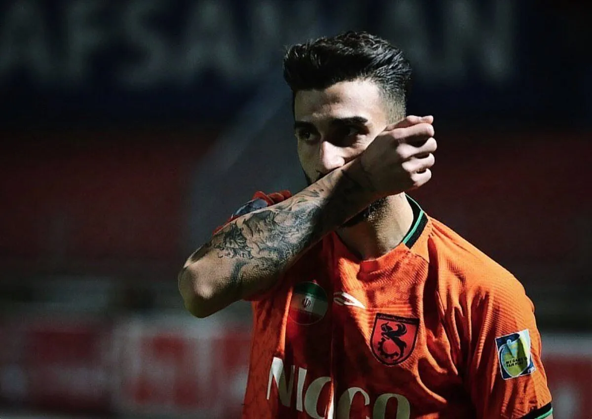 یک پرسپولیسی، استقلالی‌ها را دور زد